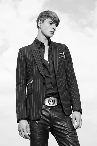 Look 29